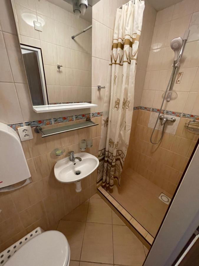 Maxovo Kralovstvi Apartment Rovensko pod Troskami Exterior photo